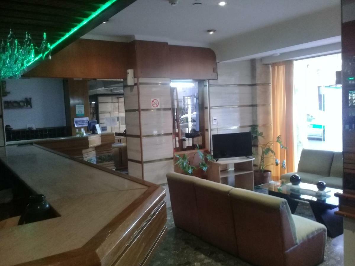 Hotel El Torreon เมนโดซา ภายนอก รูปภาพ